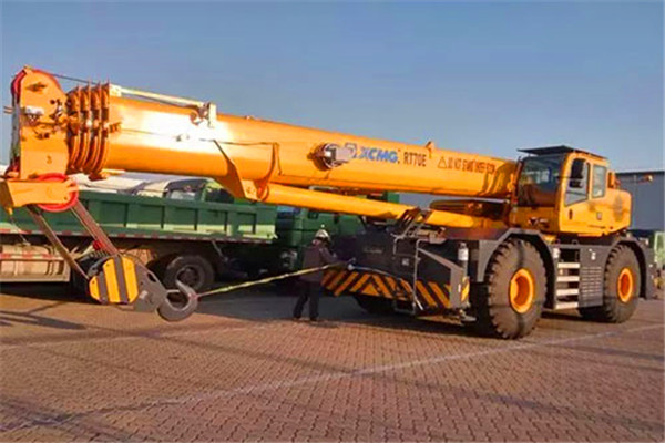 RT70E Rough terrain crane