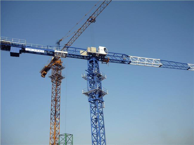 Topless tower crane