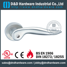Mango de palanca sólido, resistente a las manos, resistente y resistente a la corrosión para la puerta de acero - DDSH136